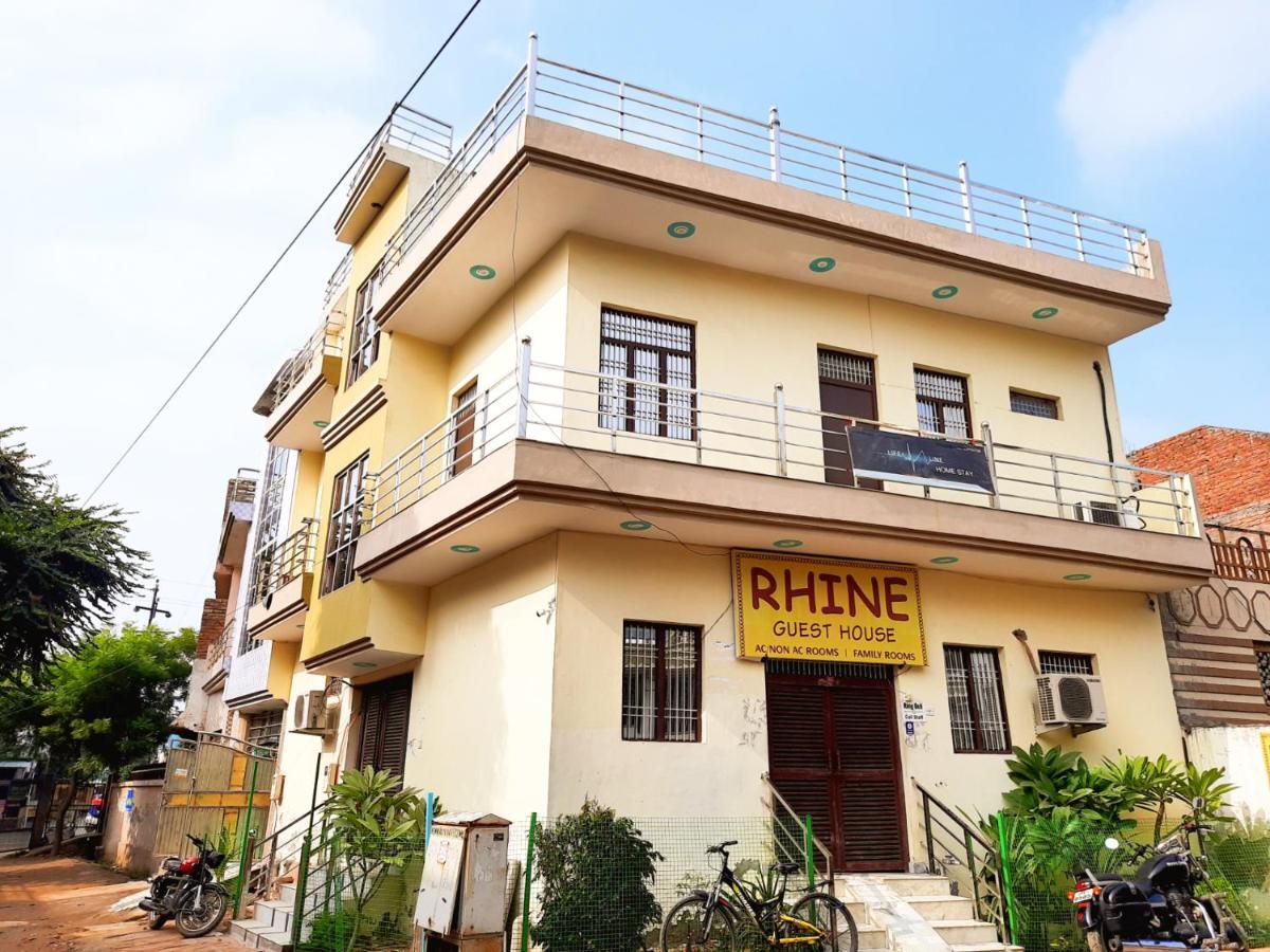 Rhine Guest House Агра Экстерьер фото